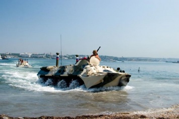 Оккупанты проводят военные учения в Черном море