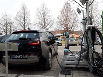 В Австрии разработан модуль автоматической заправки электромобилей