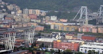 Обвал моста в Италии: увеличилось количество погибших