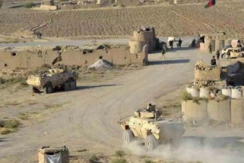 Талибы атаковали военную базу в Афганистане: десятки погибших