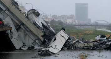 Число погибших из-за обвала моста в Италии достигло 22