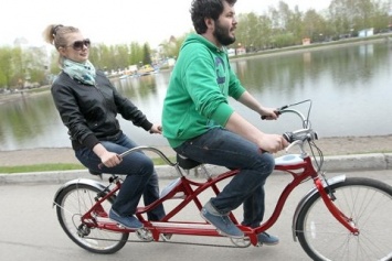 Запорожцы смогут почувствовать, как ездят на велосипедах незрячие люди