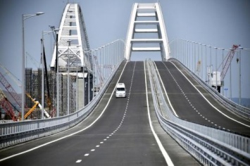 Украинцы пророчат обрушение Крымского моста после трагедии в Генуе