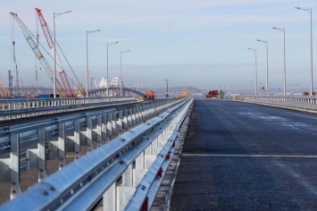 Оккупанты не успевают в срок завершить работы по обеспечению безопасности «Керченского моста»