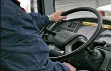 В Новой Каховке обворовали водителя автобуса