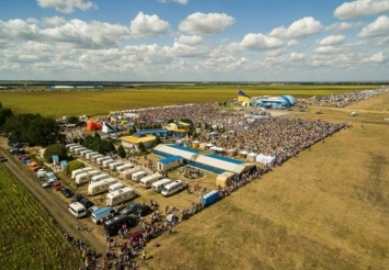 Самолеты и шашлыки в Майском: как будут отмечать День Независимости на Днепропетровщине?