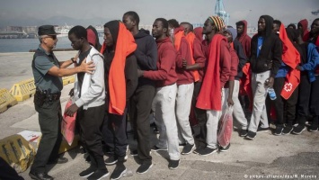 Миграционный кризис: путь африканцев в глубь ЕС лежит через Испанию