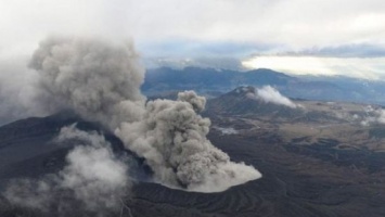 В Японии готовятся к вероятному катастрофическому извержению вулкана