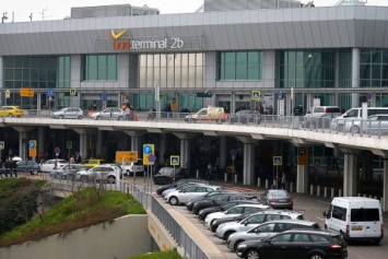 Аэропорт Будапешта на три часа закрывали из-за перегрева контейнера с иридием из России