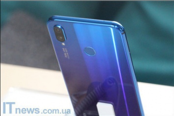 Стартуют продажи смартфона Huawei P smart+ - 17 августа со скидкой 1000 грн