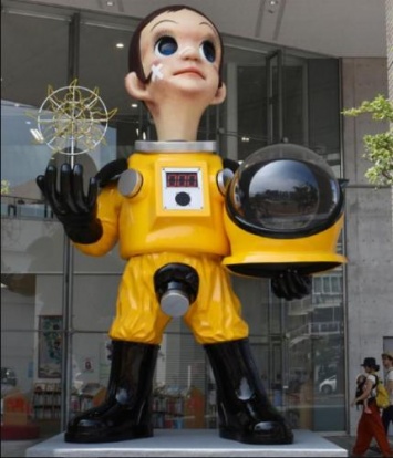 Японский художник извинился за ядерную тематическую статую ребенка в Фукусиме
