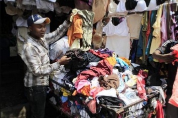 Африканские страны прощаются с «мертвой белой одеждой»