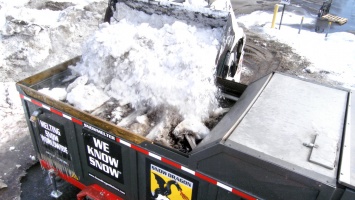 В Киеве придумали новый способ борьбы со снегом на дорогах