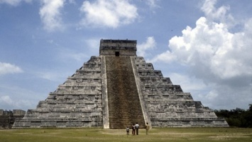 В Белизе нашли порталы майя в "подземный мир"