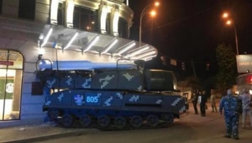 «Знак свыше»: Эксперты оценили столкновение ЗРК «Бук» с бизнес-центром в Киеве