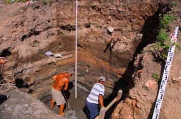 В Старой Руссе археологи случайно нашли колодец XIX века