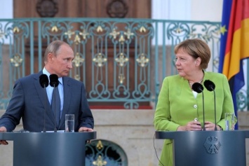 Путин обсудил с Меркель Донбасс: украинцы сказали, чего бояться