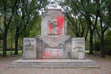 В Варшаве снесут памятник советским воинам-освободителям