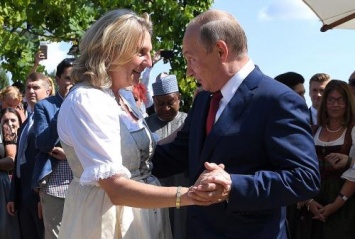 «10 ведер крови»: Украина готовит план «мести» Австрии за свадебный танец с Путиным