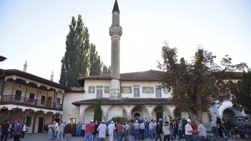 В канун Курбан-байрама мусульманам Крыма пожелали благополучия