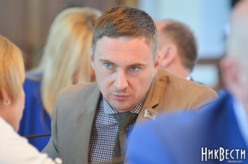 Депутат Яковлев потребовал срочно созвать земельную комиссию из-за незаконной стройки на Набережной