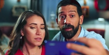 Селфи с Nova 3 в рекламном ролике Huawei оказались снятыми на зеркалку