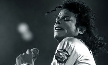 Король поп-музыки свергнут: Thriller Майкла Джексона больше не самый продаваемый альбом в истории