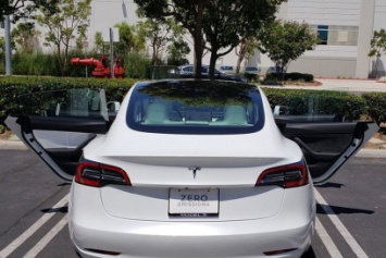Tesla Model 3 поразила покупателя качеством сборки