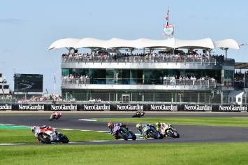 MotoGP: Обновленный Silverstone - двойной челледж для Michelin
