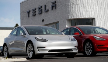 BI: 4300 машин Tesla Model 3 потребовали доработки после выполнения плана по производству 5000 автомобилей в неделю
