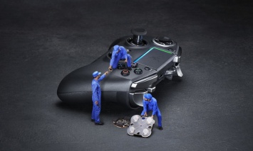 Razer выпустила контроллеры и гарнитуру для PlayStation 4