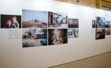 В Днепре открылась национальная фотовыставка «Пробация. Возможности для изменений»