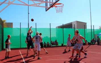 На Арабатской Стрелке в конце августа соберутся лучшие баскетболисты с разных регионов Украины