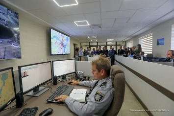 Аваков презентовал новый ситуационный центр в Днепре