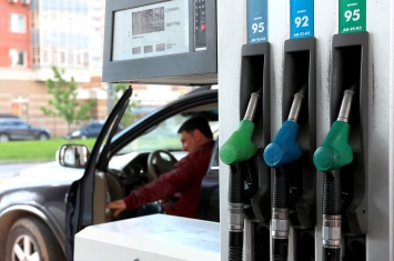 Перебои в поставках газа для автозаправок отмечены в регионах России