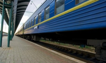 Во Львовской области из-за отсутствия электричества в сети задержались ряд пассажирских поездов