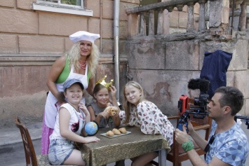 В Одессе снимают сатирическую киносказку «Королевишна» (фото)