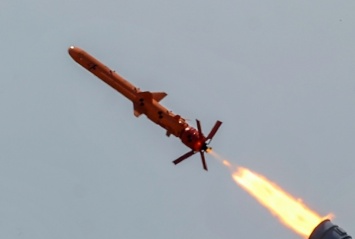 Мощнейшая украинская крылатая ракета взмыла в небо: видео