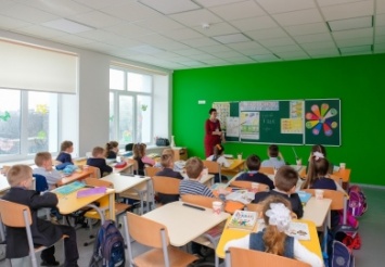 Новая украинская школа: почти 2 тыс. учителей Днепропетровщины прошли переподготовку