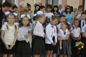 Учеников отремонтированной 36 школы в Николаеве поздравили с началом учебного года