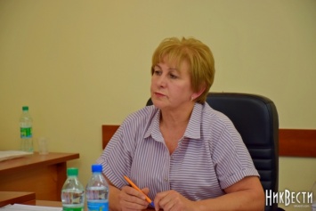 Депутат Демченко поругалась с главой Новобугского райсовета: «Слушайте вы приехали чего сюда? Я к вам езжу?»