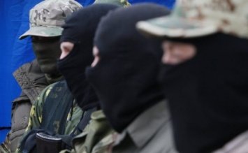 Обвиняют в поджоге памятника: боевики на Донбассе решились на страшное, арестованы дети