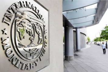 Правительство Беларуси отказалось от кредита МВФ, чтобы не шокировать население