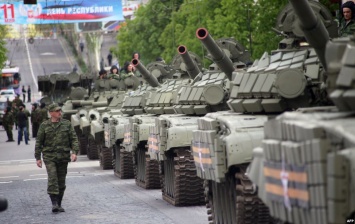 ДНР осталась без министра обороны: Какие будут последствия