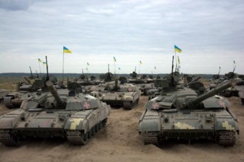 Восхищение Порошенко украинскими танкистами заставило многих засмеяться