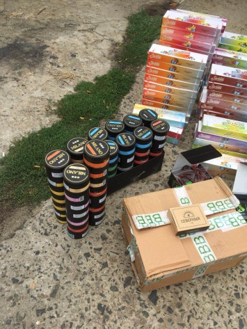 В Николаеве изъяли больше 120 килограммов контрабандного табака для кальяна из России и Молдовы