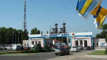 Завод Фирташа приостановил выпуск минеральных удобрений