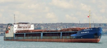 В профсоюзе работников морского транспорта сообщили о критической ситуации на застрявшем в одесской гавани судне