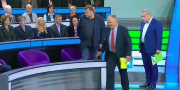Ведущий НТВ обматерил и выгнал из студии украинского эксперта