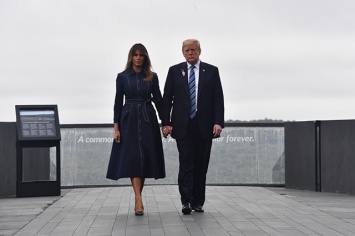 Дональд и Мелания Трамп посетили открытие мемориала "Башня голосов" в Шэнксвилле
